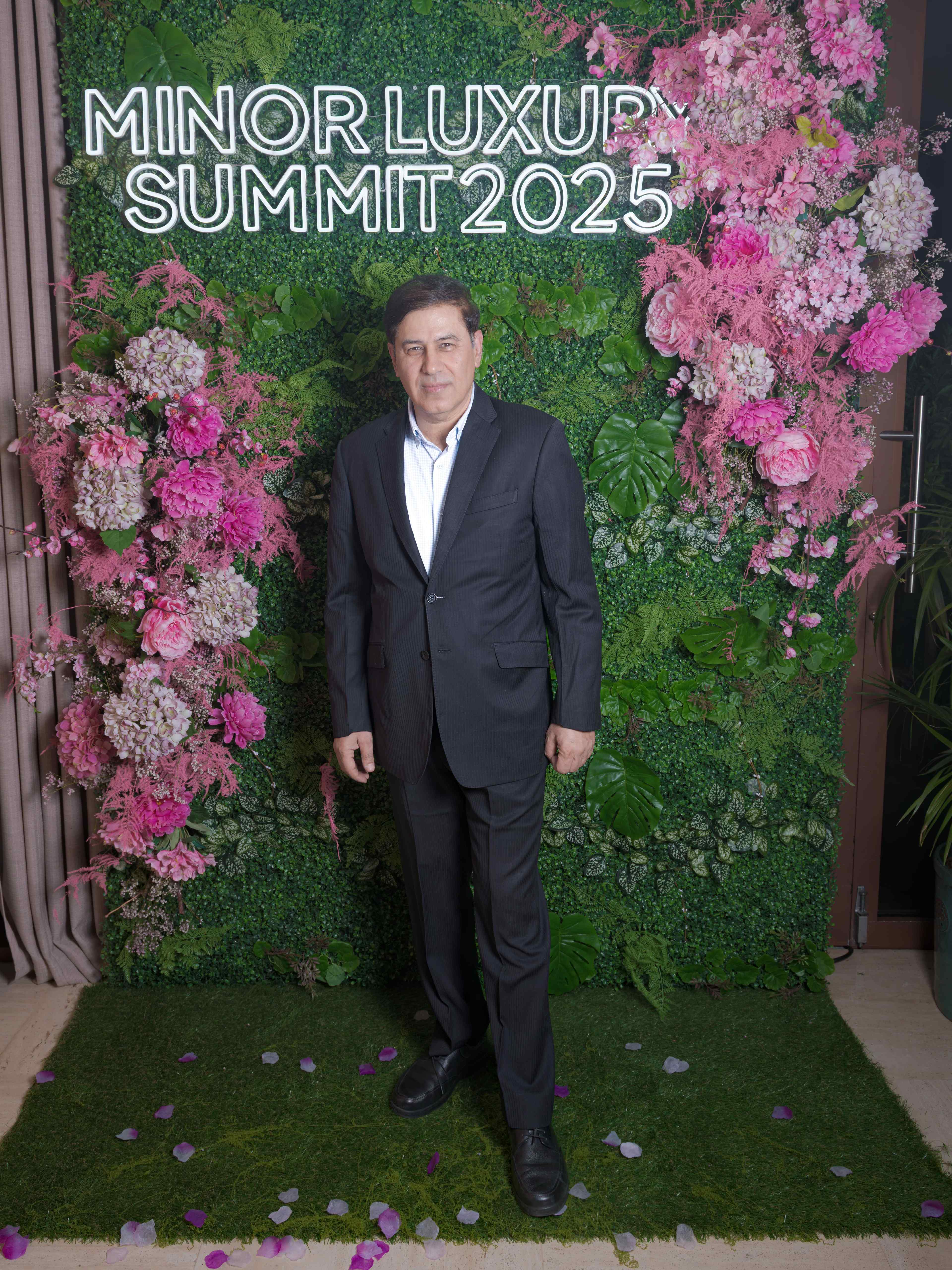 Gallery image 250